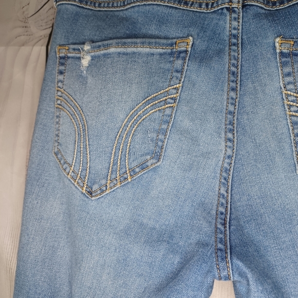 Hollister Distressed High Rise Super skinny crop jeans - Picture 14 of 16